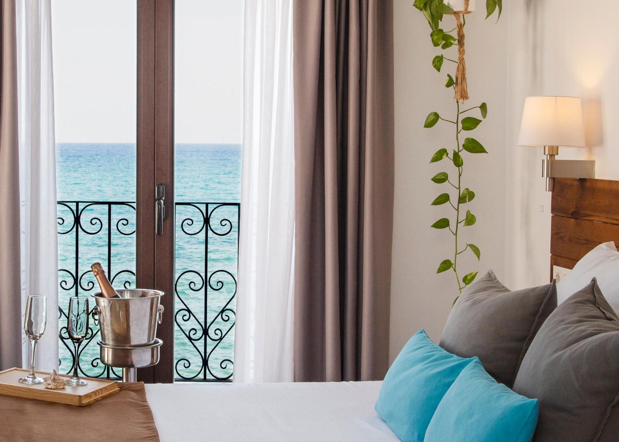 Hostal Boutique Casa Del Mar Altea Bagian luar foto
