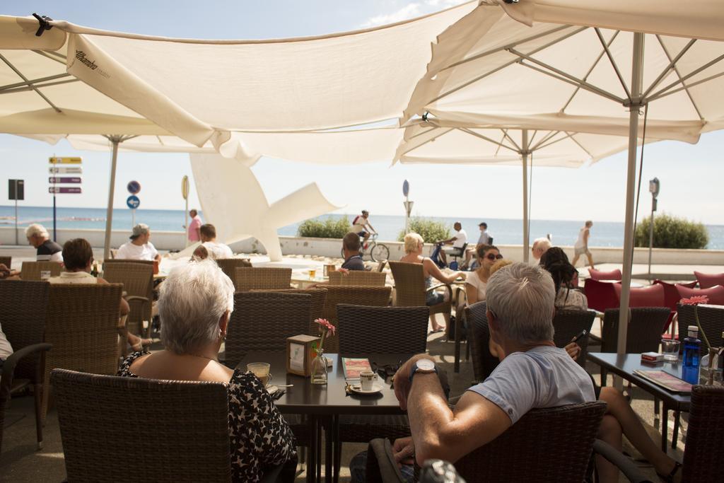 Hostal Boutique Casa Del Mar Altea Bagian luar foto